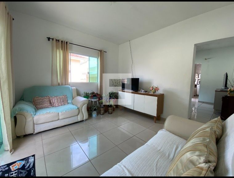 Casa no Bairro Forquilhinhas em São José com 3 Dormitórios e 214 m² - 5024