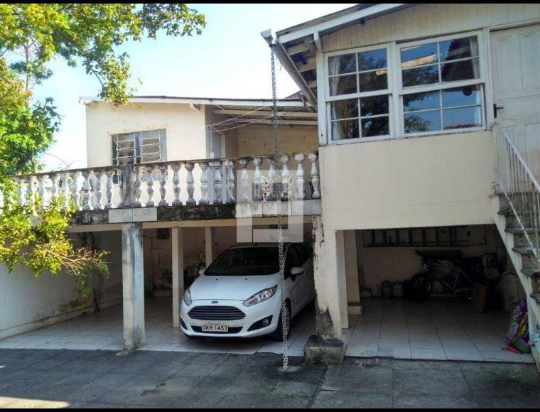 Casa no Bairro Ipiranga em São José com 5 Dormitórios (1 suíte) e 216 m² - 20668