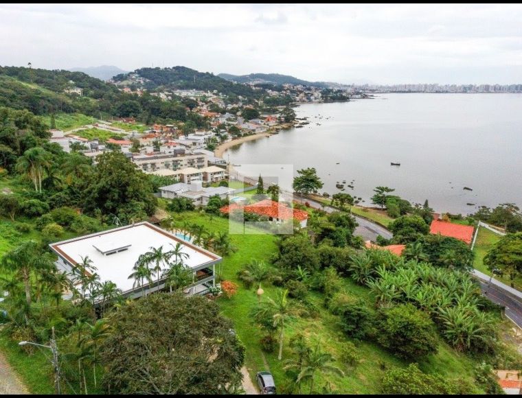 Casa no Bairro Ponta de Baixo em São José com 7 Dormitórios (2 suítes) e 700 m² - 2875