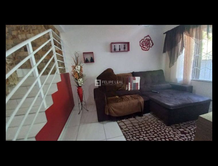 Casa no Bairro Potecas em São José com 2 Dormitórios e 85 m² - 20288