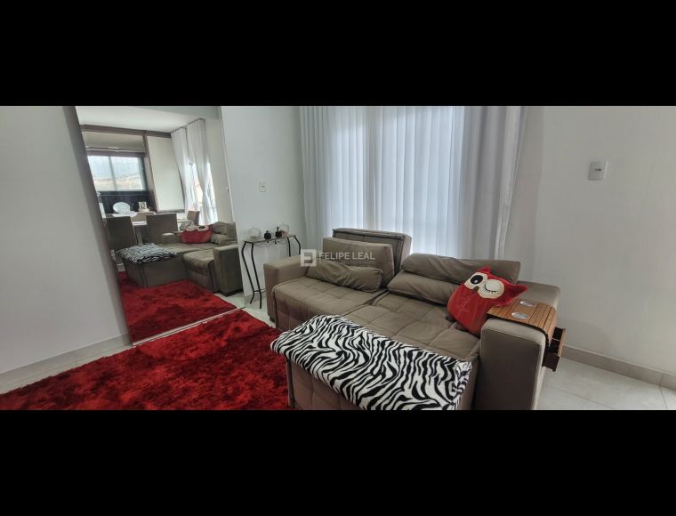 Casa no Bairro Serraria em São José com 4 Dormitórios e 100 m² - 20154