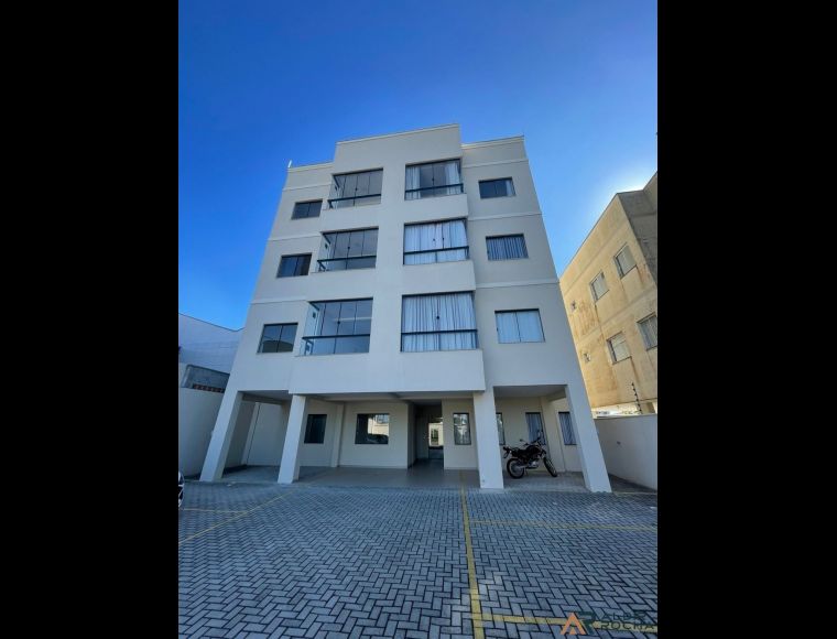 Apartamento no Bairro Universitário em Tijucas com 2 Dormitórios (1 suíte) - 465776