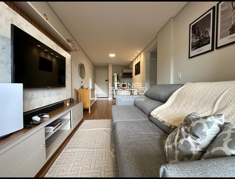 Apartamento no Bairro Estados em Timbó com 2 Dormitórios (1 suíte) e 63 m² - GS166
