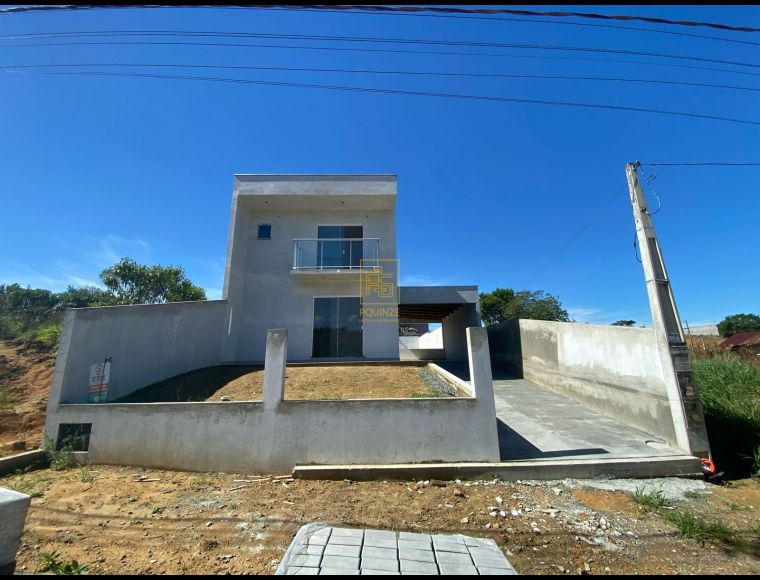 Casa no Bairro Araponguinhas em Timbó com 2 Dormitórios (2 suítes) e 140 m² - P15803