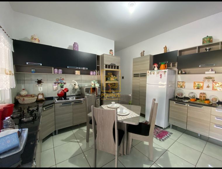 Casa no Bairro Imigrantes em Timbó com 5 Dormitórios (2 suítes) e 184 m² - P15810
