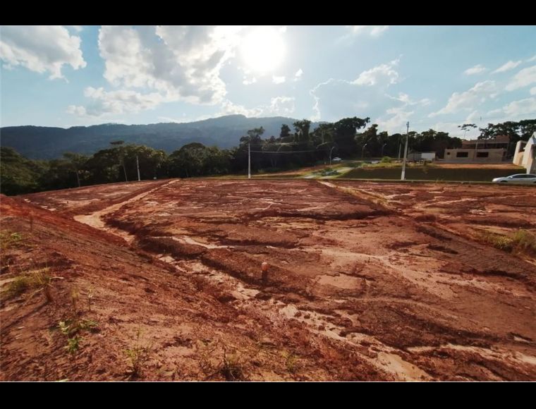 Terreno no Bairro Araponguinhas em Timbó com 300 m² - 590211002-26