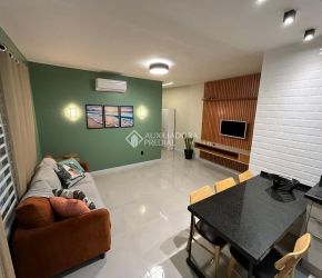 Apartamento no Bairro Bairro dos Estados em Balneário Camboriú com 2 Dormitórios - 462167