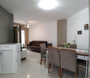 Apartamento no Bairro Centro em Balneário Camboriú com 2 Dormitórios (1 suíte) e 90 m² - 4010994