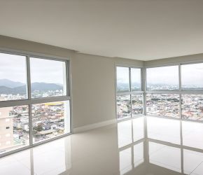 Apartamento no Bairro Centro em Balneário Camboriú com 3 Dormitórios (3 suítes) e 126.89 m² - 4401173