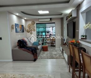 Apartamento no Bairro Centro em Balneário Camboriú com 3 Dormitórios (1 suíte) - 466733