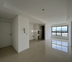 Apartamento no Bairro Centro em Balneário Camboriú com 3 Dormitórios (1 suíte) - 393127