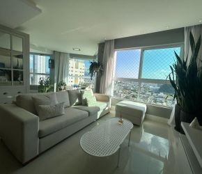 Apartamento no Bairro Centro em Balneário Camboriú com 3 Dormitórios (3 suítes) e 136 m² - 260