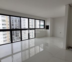 Apartamento no Bairro Centro em Balneário Camboriú com 3 Dormitórios (3 suítes) - 471825