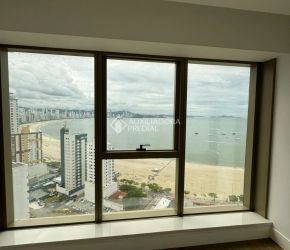 Apartamento no Bairro Centro em Balneário Camboriú com 4 Dormitórios (4 suítes) - 473953
