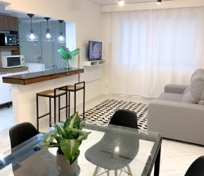 Apartamento no Bairro Centro em Balneário Camboriú com 2 Dormitórios (1 suíte) e 75 m² - AP00866V