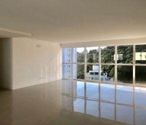 Apartamento no Bairro Pioneiros em Balneário Camboriú com 4 Dormitórios (4 suítes) e 149 m² - 2212