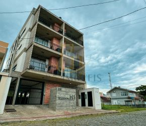Apartamento no Bairro Centro em Balneário Piçarras com 2 Dormitórios (1 suíte) e 76 m² - 277