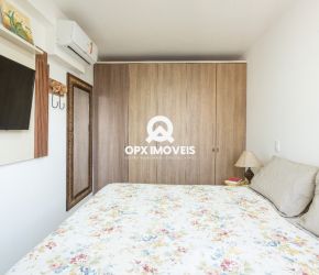 Apartamento no Bairro Centro em Balneário Piçarras com 2 Dormitórios - OPX5088