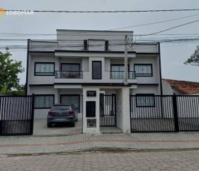 Apartamento no Bairro Itacolomi em Balneário Piçarras com 2 Dormitórios (1 suíte) e 66 m² - AP1225