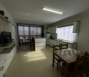Apartamento no Bairro Itacolomi em Balneário Piçarras com 2 Dormitórios (1 suíte) e 78.02 m² - APKN1102