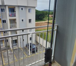 Apartamento no Bairro Itacolomi em Balneário Piçarras com 2 Dormitórios - 482089