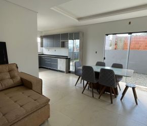 Casa no Bairro Itacolomi em Balneário Piçarras com 3 Dormitórios (1 suíte) e 130 m² - 35716711
