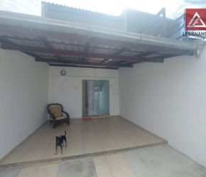 Casa no Bairro Itacolomi em Balneário Piçarras com 2 Dormitórios (1 suíte) e 68 m² - CA0185