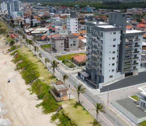 Apartamento no Bairro Tabuleiro em Barra Velha com 4 Dormitórios (4 suítes) e 186 m² - AP1264