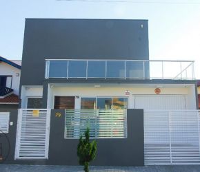Casa no Bairro Tabuleiro em Barra Velha com 4 Dormitórios (1 suíte) e 246 m² - 4112235