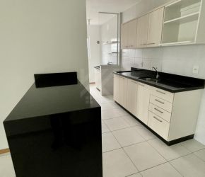 Apartamento no Bairro Água Verde em Blumenau com 2 Dormitórios (1 suíte) e 75.89 m² - 563