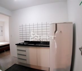 Apartamento no Bairro Água Verde em Blumenau com 1 Dormitórios e 25 m² - 3395