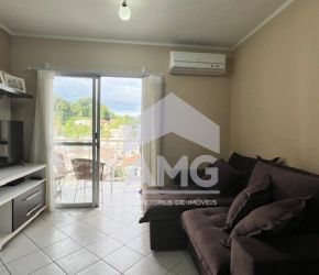 Apartamento no Bairro Água Verde em Blumenau com 3 Dormitórios (1 suíte) e 90.62 m² - 3291024