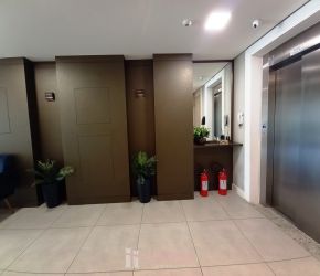 Apartamento no Bairro Água Verde em Blumenau com 2 Dormitórios (1 suíte) e 66.23 m² - 5007152
