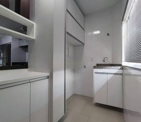 Apartamento no Bairro Badenfurt em Blumenau com 2 Dormitórios e 71 m² - AP1578