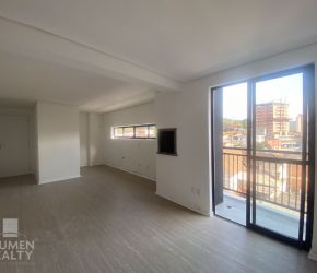 Apartamento no Bairro Centro em Blumenau com 2 Dormitórios (1 suíte) e 56.11 m² - 3110734