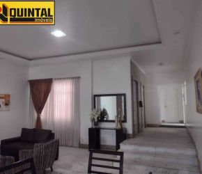 Apartamento no Bairro Centro em Blumenau com 4 Dormitórios (1 suíte) e 158.92 m² - V01277