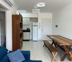 Apartamento no Bairro Centro em Blumenau com 1 Dormitórios (1 suíte) e 48 m² - 9317