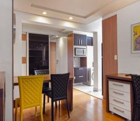 Apartamento no Bairro Centro em Blumenau com 1 Dormitórios e 53 m² - 6311353