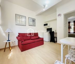 Apartamento no Bairro Centro em Blumenau com 1 Dormitórios e 28 m² - 6160177