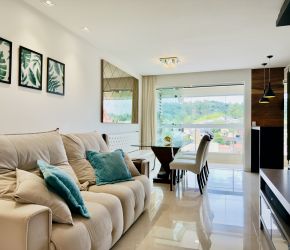 Apartamento no Bairro Escola Agrícola em Blumenau com 2 Dormitórios (1 suíte) e 115 m² - S01