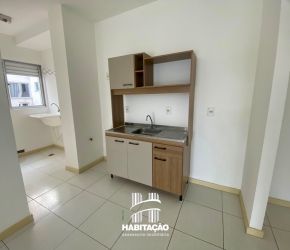 Apartamento no Bairro Fortaleza em Blumenau com 3 Dormitórios - 3900049