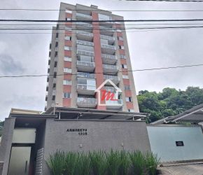 Apartamento no Bairro Fortaleza em Blumenau com 2 Dormitórios (1 suíte) e 76 m² - AP1396