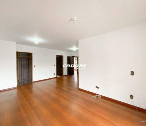 Apartamento no Bairro Garcia em Blumenau com 3 Dormitórios (1 suíte) e 140 m² - 2024