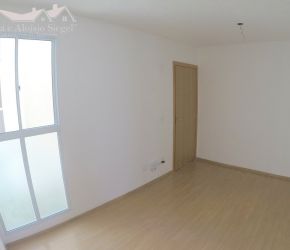Apartamento no Bairro Itoupava Central em Blumenau com 2 Dormitórios e 48 m² - 3491204