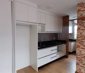 Apartamento no Bairro Itoupava Central em Blumenau com 2 Dormitórios e 59 m² - 4112389