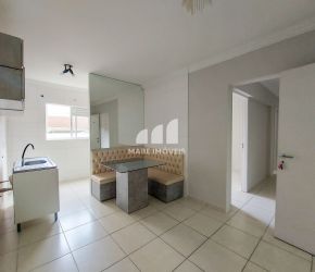 Apartamento no Bairro Itoupava Central em Blumenau com 2 Dormitórios e 49 m² - 572