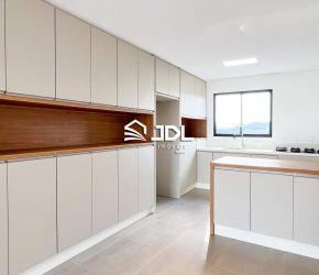 Apartamento no Bairro Itoupava Norte em Blumenau com 3 Dormitórios (3 suítes) e 92 m² - 4016