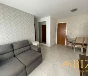 Apartamento no Bairro Itoupava Seca em Blumenau com 2 Dormitórios (1 suíte) e 58 m² - 0393