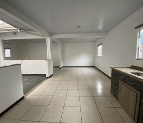 Apartamento no Bairro Itoupava Seca em Blumenau com 3 Dormitórios (1 suíte) e 135 m² - 4148