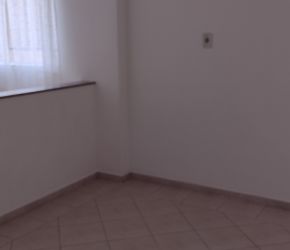 Apartamento no Bairro Itoupava Seca em Blumenau com 1 Dormitórios - 5120227